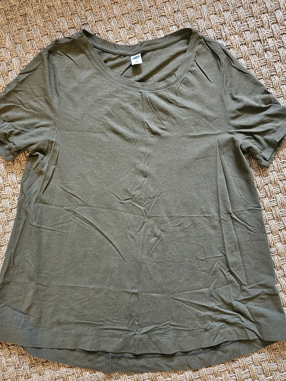 Old Navy Olive Green Short Sleeve Scoop Neck Tee